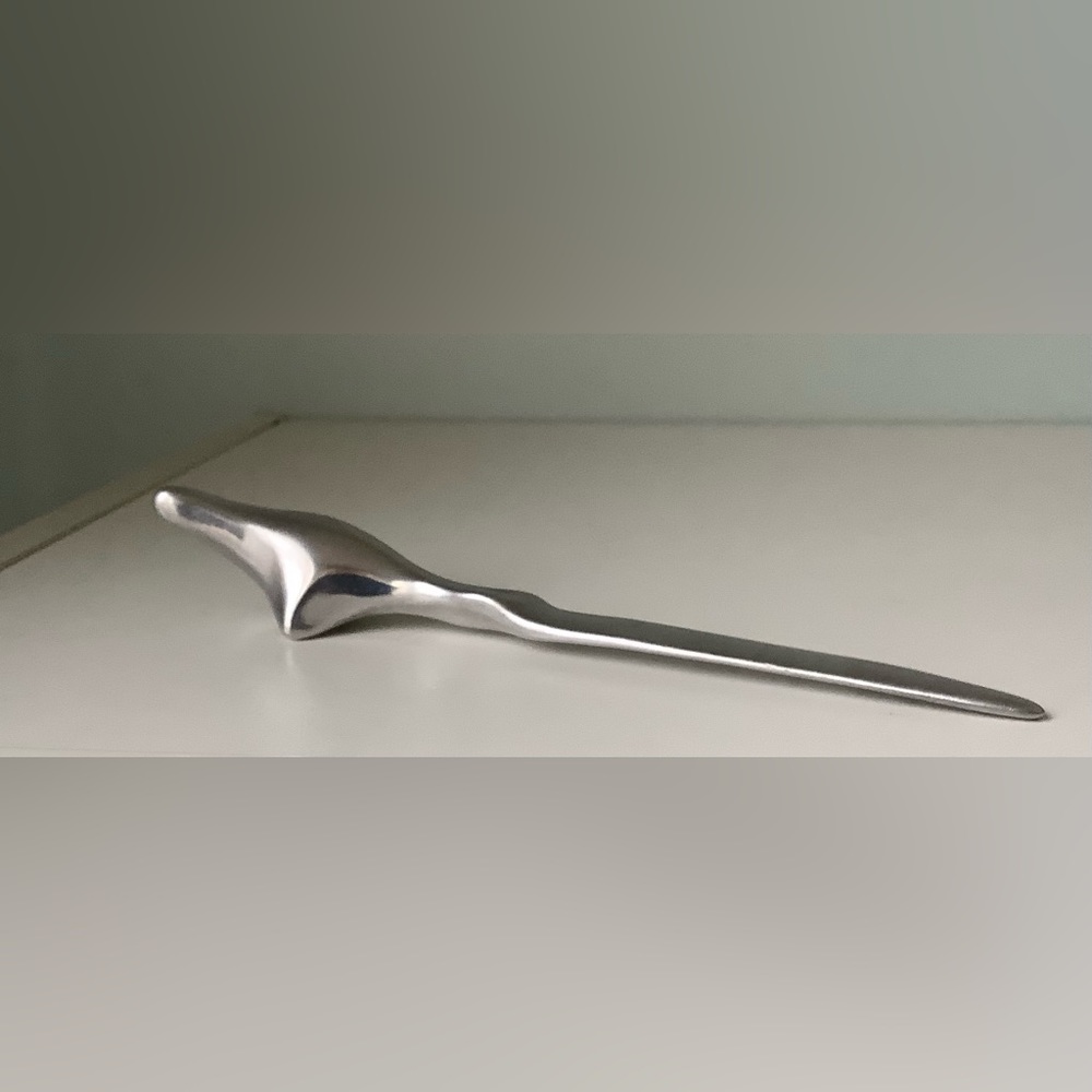 Minimalist seal letter opener #234
